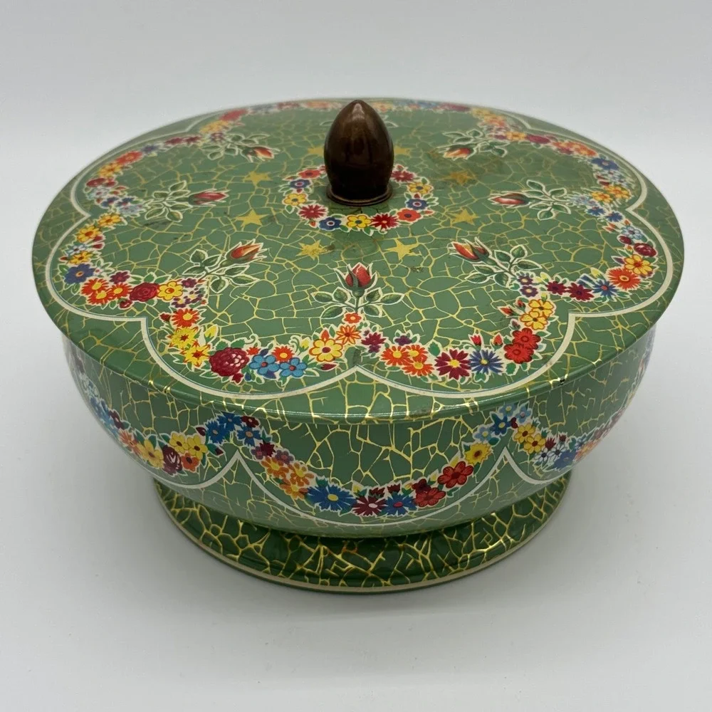 Vintage Daher England Green Crackle Floral Pedestal Candy Tin Acorn Knob Lid